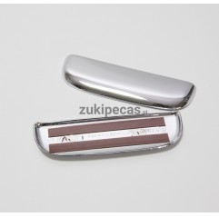 Jogo Cromado de Aplicação nos Puxadores de Porta Laterais