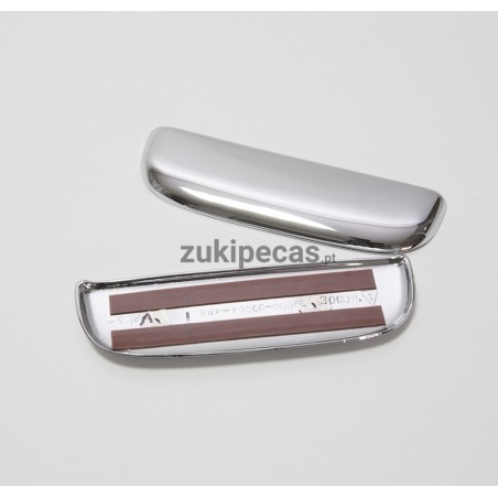 Jogo Cromado de Aplicação nos Puxadores de Porta Laterais