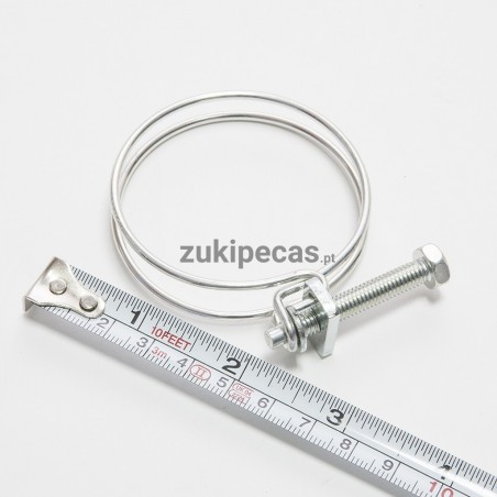 Abraçadeira Inferior do Tubo de Combustivel