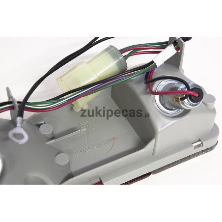 Farolim Lado Direito com Marcha Atras